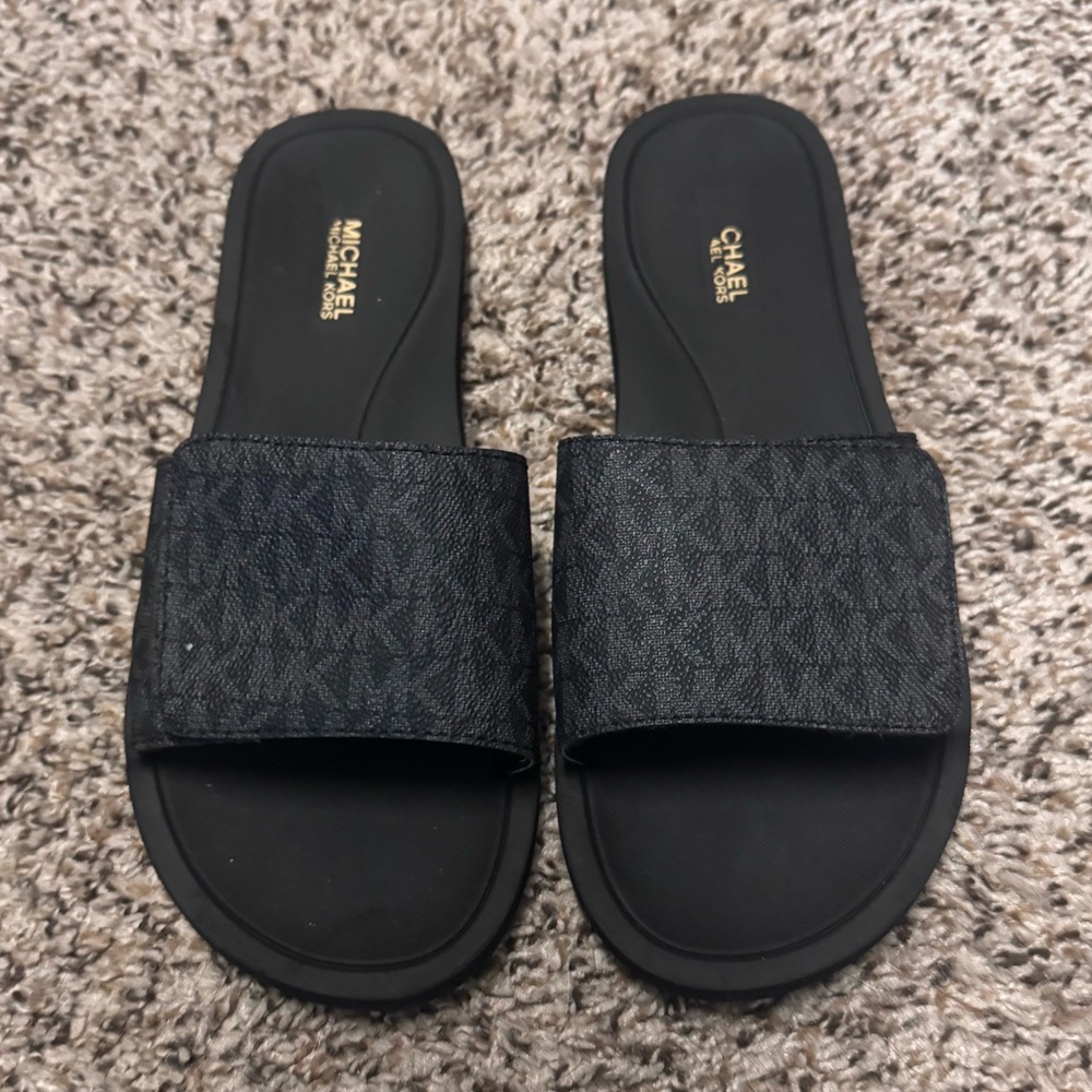 Michael Kors - Black/Grey Sandals Women’s Size 8m